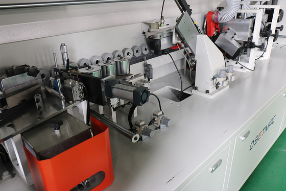 Wood Based Panels Machinery Accuracy Automatic Edge Banding Machine with Scraping Function